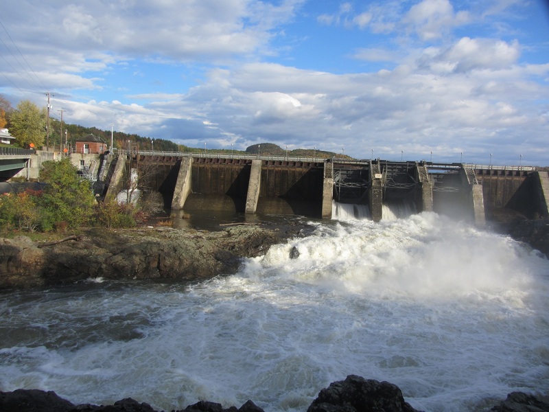 dam open after heavy rain VT